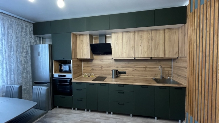 Кухня Модерн New в два верхних яруса с фасадами Олива софт и дуб Крафт золотой