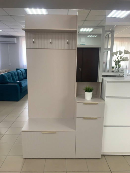 Прихожая с зеркалом (правое исполнение) Тефия