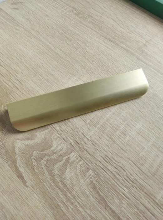 Ручка-скоба 160 профильная (золотая) ДСВ