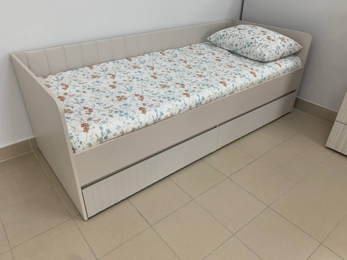 Кровать с 2 ящиками Тефия