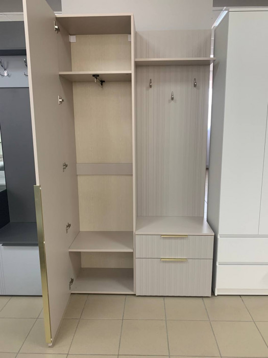 Прихожая с пеналом (левое исполнение) Тефия