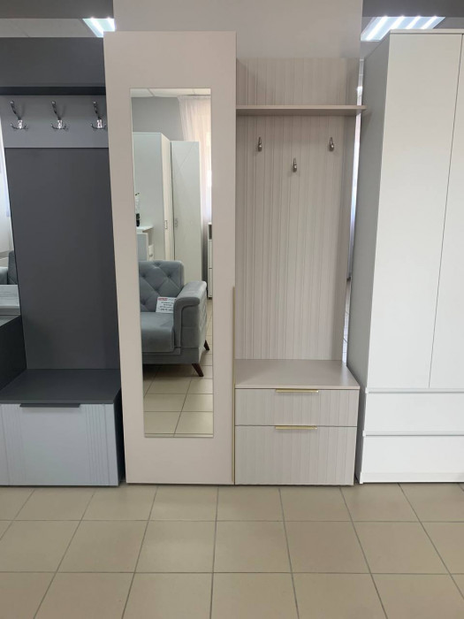 Прихожая с пеналом (левое исполнение) Тефия