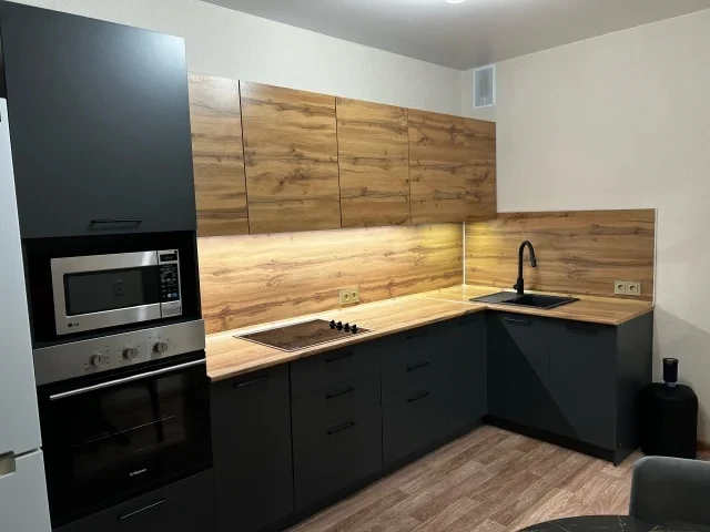 Кухонный гарнитур угловой Дели 3200х1400 (стол. 26 мм)