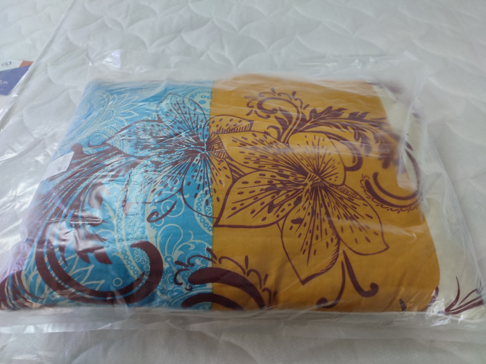 Подушка 50х70 Холотекс (рисунок может меняться)