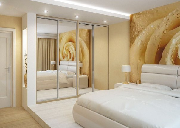 Шкаф купе Ксения 1400  с зеркалами